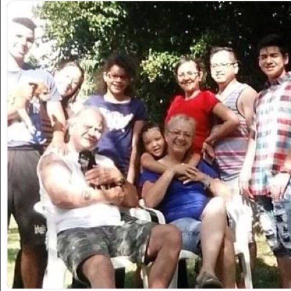 Meet your Posher, Annie - Picture 1 of 16